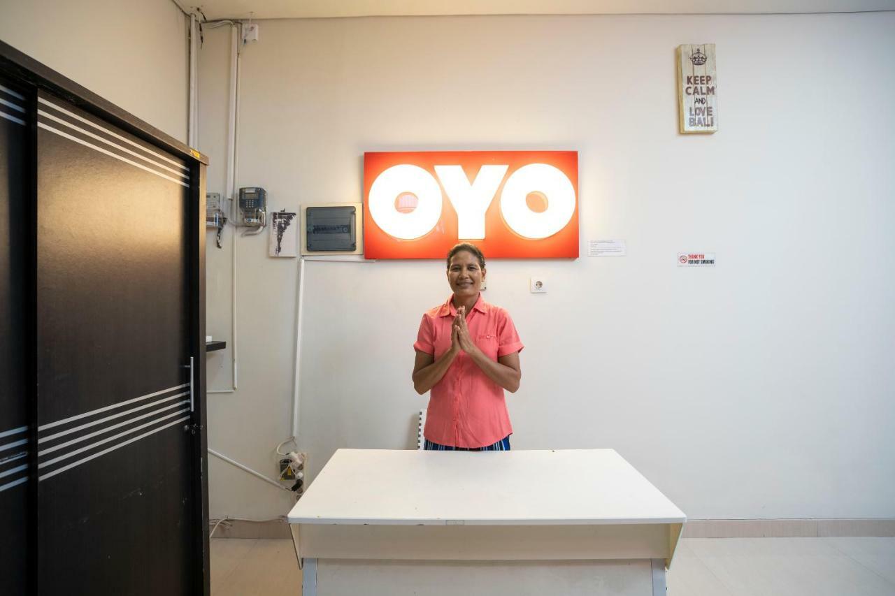 Oyo 697 Olivia Inn Denpasar Legian Exterior foto